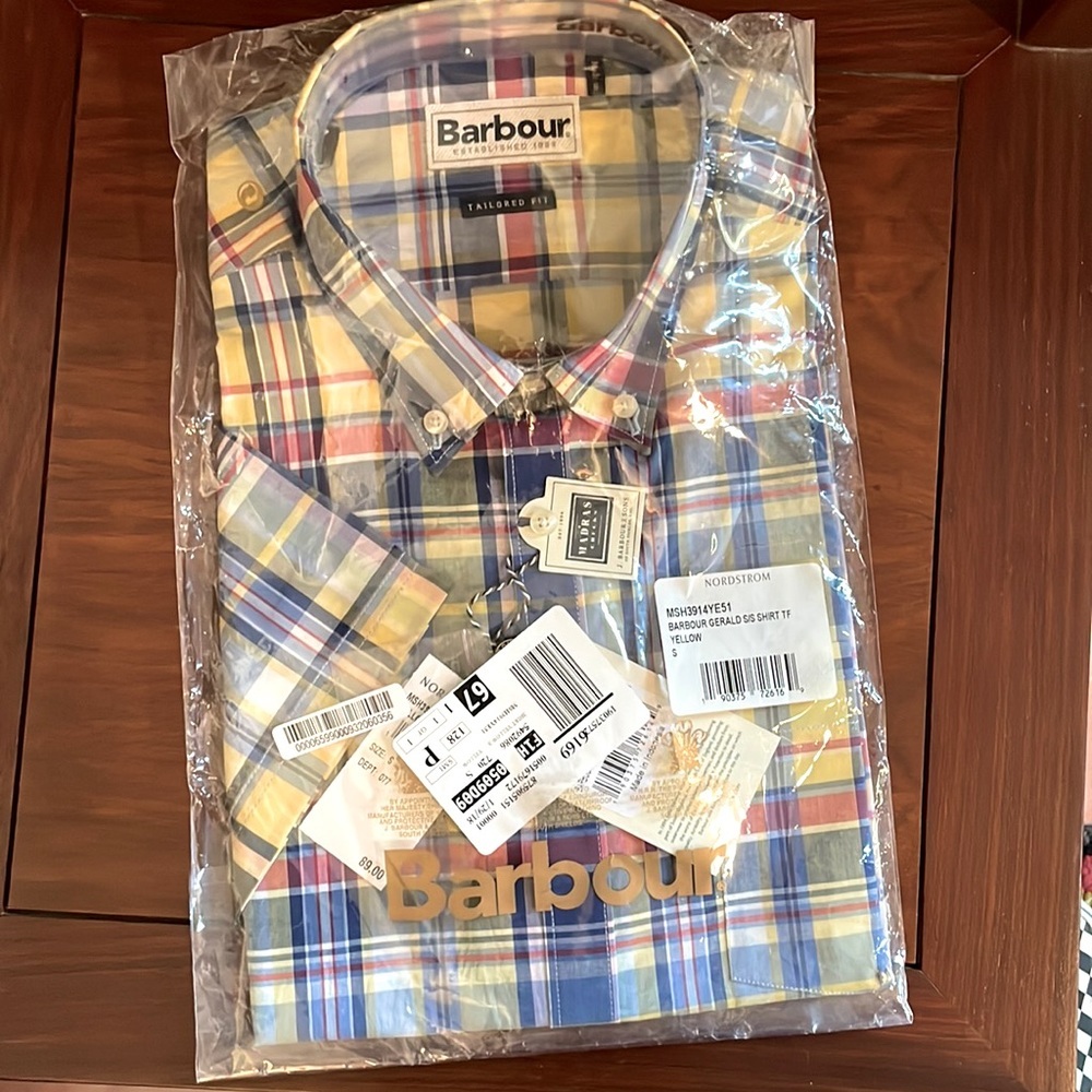 NWT Men’s Barbour Plaid Short Sleeved Shirt